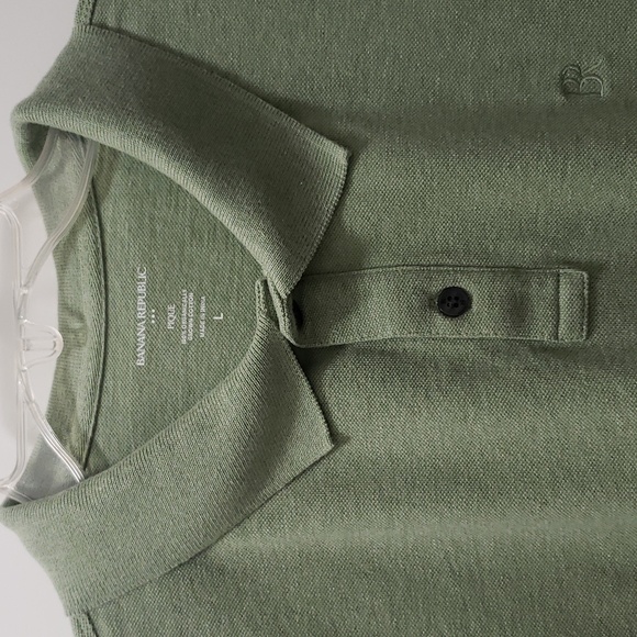 Mens Banana Republic Comfortable Organically Grown Cotton Monogram Pique Polo - Picture 3 of 7